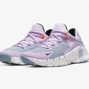 Lavender Nike Metcon 4